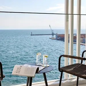 On - Small Luxury Of The World Θεσσαλονίκη